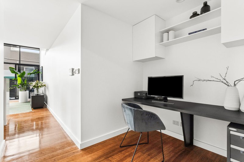 Photo - 24/1 Gibbens Street, Camperdown NSW 2050 - Image 5