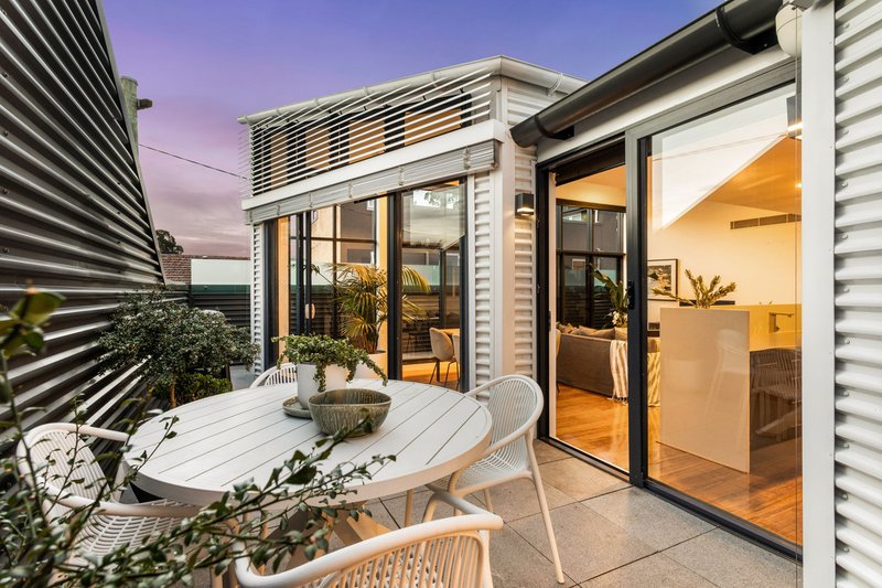 Photo - 24/1 Gibbens Street, Camperdown NSW 2050 - Image 10