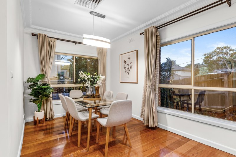 Photo - 241 Highbury Road, Burwood VIC 3125 - Image 5