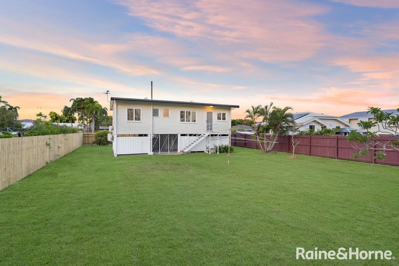 Photo - 241 Howlett Street, Currajong QLD 4812 - Image 11