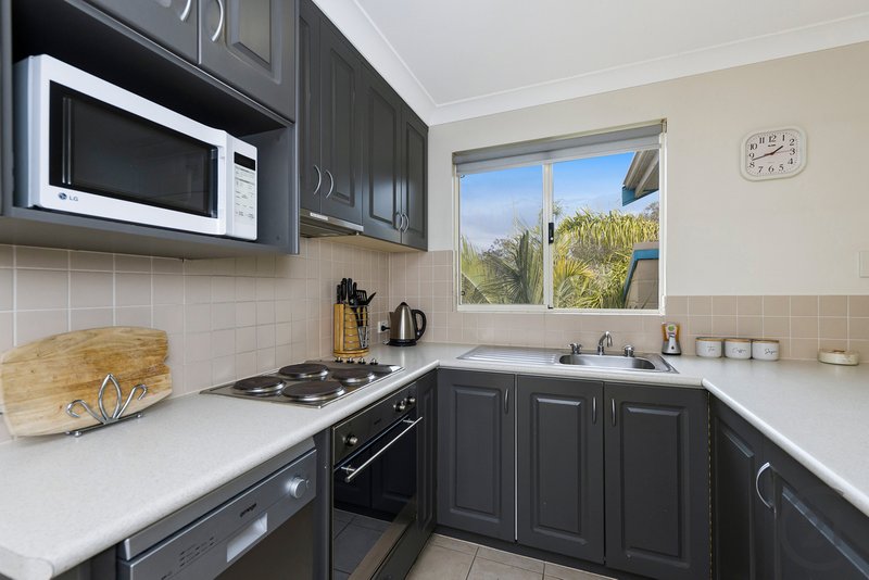 Photo - 24/1 Lakes Crescent, South Yunderup WA 6208 - Image 6