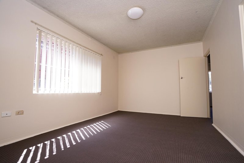 Photo - 2/41 Loch Street, Campsie NSW 2194 - Image 3