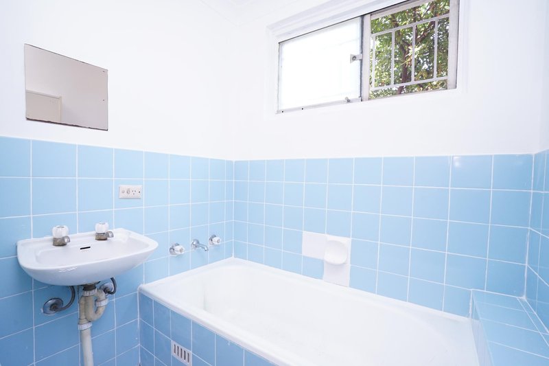 Photo - 2/41 Loch Street, Campsie NSW 2194 - Image 6