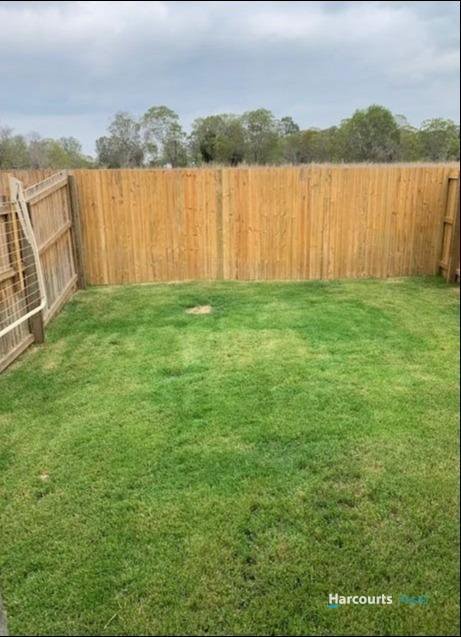 Photo - 2/41 Mackellar Way, Walloon QLD 4306 - Image 7