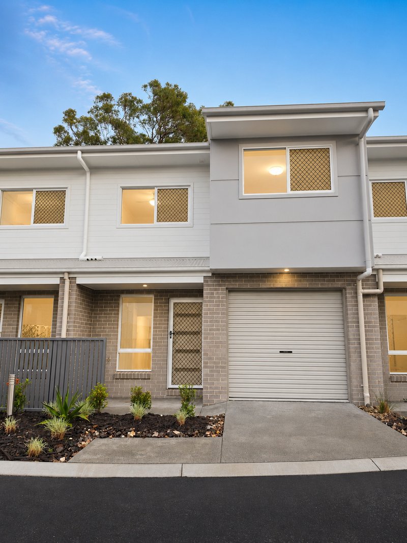 Photo - 24/1 Mckenzie Road, Mango Hill QLD 4509 - Image 1