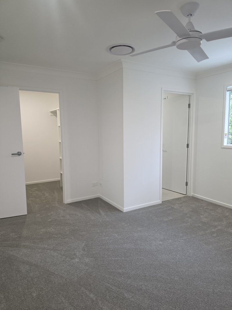 Photo - 24/1 Mckenzie Road, Mango Hill QLD 4509 - Image 12