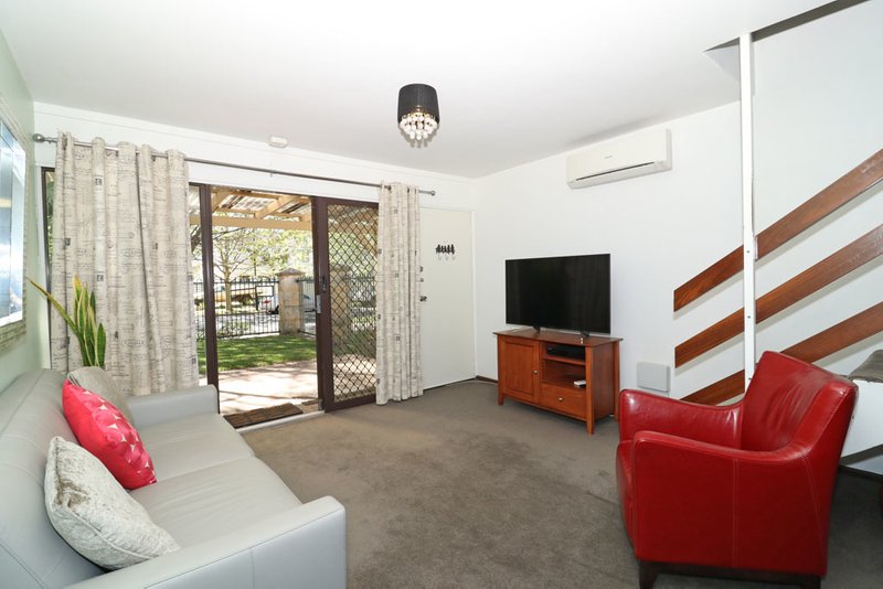 Photo - 2/41 Mill Point Road, South Perth WA 6151 - Image 4