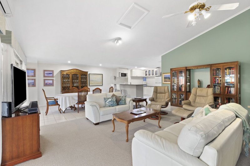 Photo - 241 Princes Highway, Ulladulla NSW 2539 - Image 4