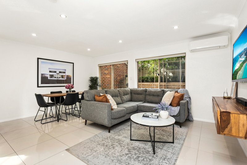 Photo - 2/41 Robsons Road, Keiraville NSW 2500 - Image 4