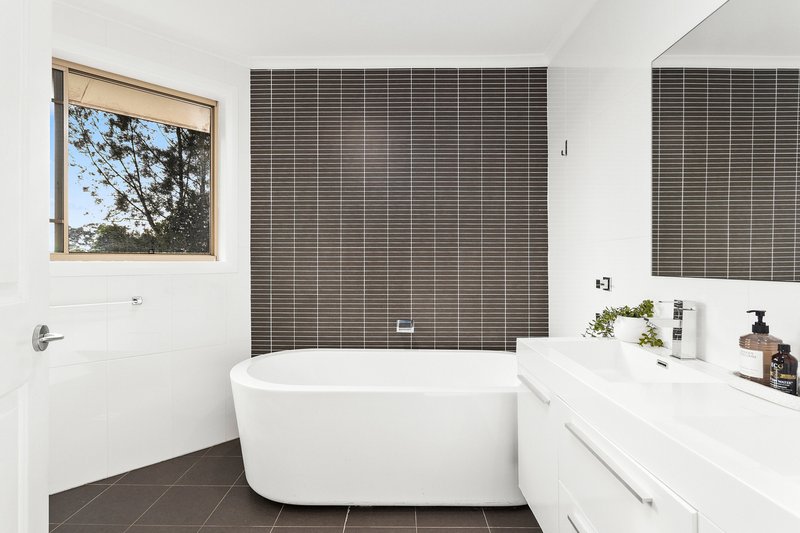 Photo - 2/41 Robsons Road, Keiraville NSW 2500 - Image 6