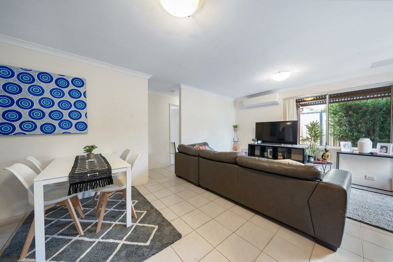 Photo - 2/41 Sixth Road, Armadale WA 6112 - Image 5