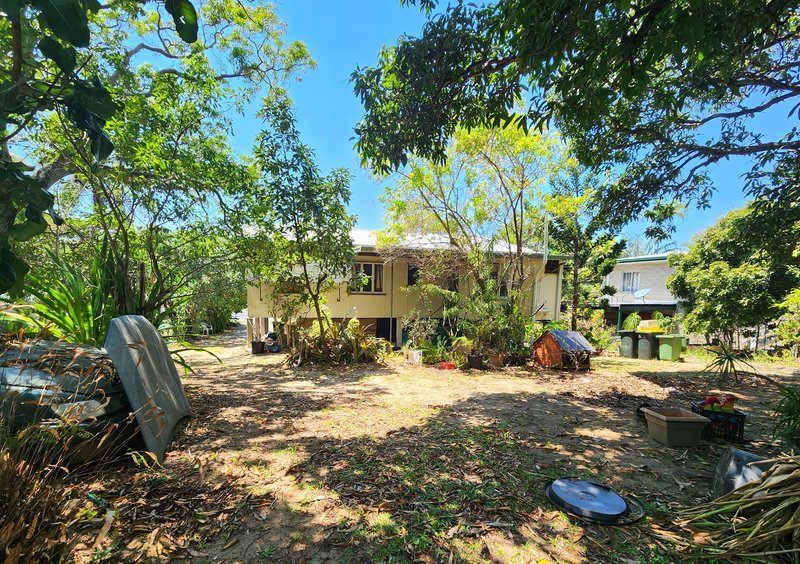 Photo - 241 Slade Point Road, Slade Point QLD 4740 - Image 3