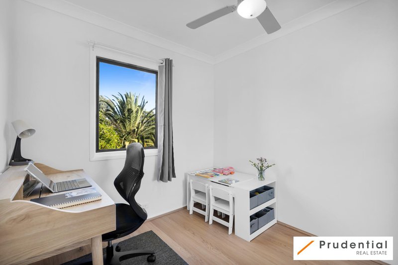 Photo - 2/41 The Parkway, Bradbury NSW 2560 - Image 7