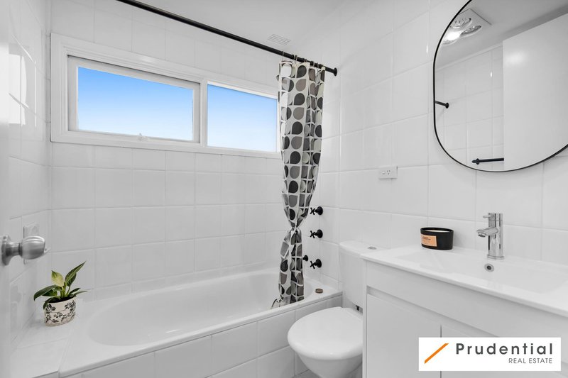 Photo - 2/41 The Parkway, Bradbury NSW 2560 - Image 8