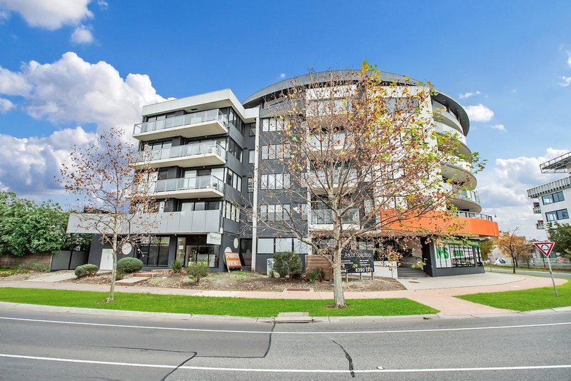 24/1 Woodward Way, Caroline Springs VIC 3023