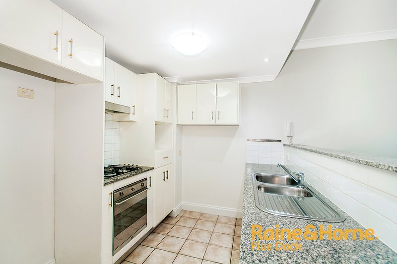 Photo - 24/10 Kings Park Circuit, Five Dock NSW 2046 - Image 2