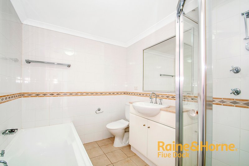 Photo - 24/10 Kings Park Circuit, Five Dock NSW 2046 - Image 3