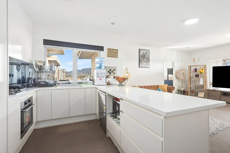 Photo - 24/10 Thomas Street, Wollongong NSW 2500 - Image 5