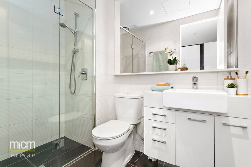 Photo - 2410/118 Kavanagh Street, Southbank VIC 3006 - Image 7