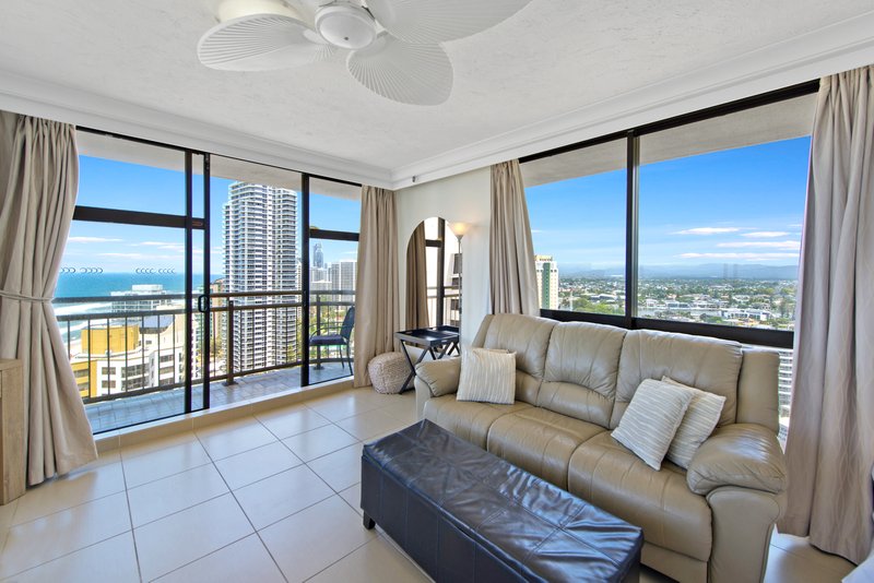 Photo - 2410/18 Hanlan Street, Surfers Paradise QLD 4217 - Image 4