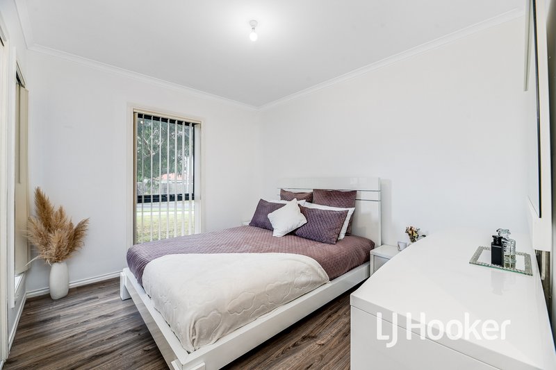 Photo - 24/103 Army Road, Pakenham VIC 3810 - Image 6