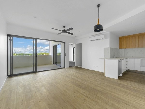 Photo - 24/1057 Wynnum Road, Cannon Hill QLD 4170 - Image 4