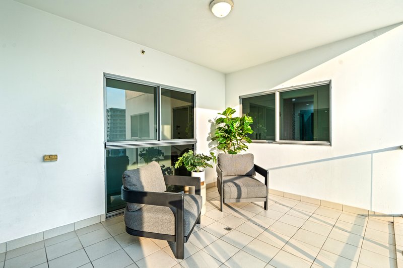Photo - 24/108 Mitchell Street, Darwin City NT 0800 - Image 5