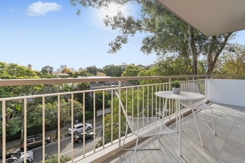 Photo - 24/11-17 Watson Street, Neutral Bay NSW 2089 - Image 2