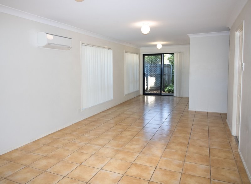 Photo - 24/11 Federation Street, Wynnum West QLD 4178 - Image 3