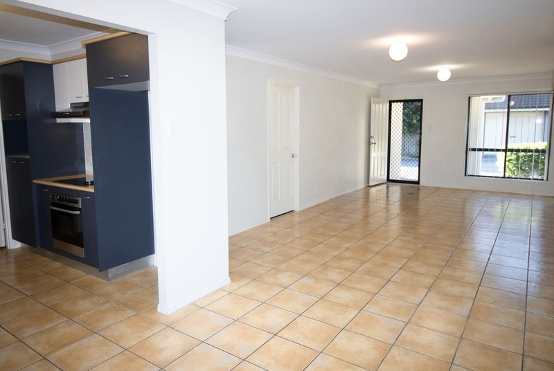 Photo - 24/11 Federation Street, Wynnum West QLD 4178 - Image 5