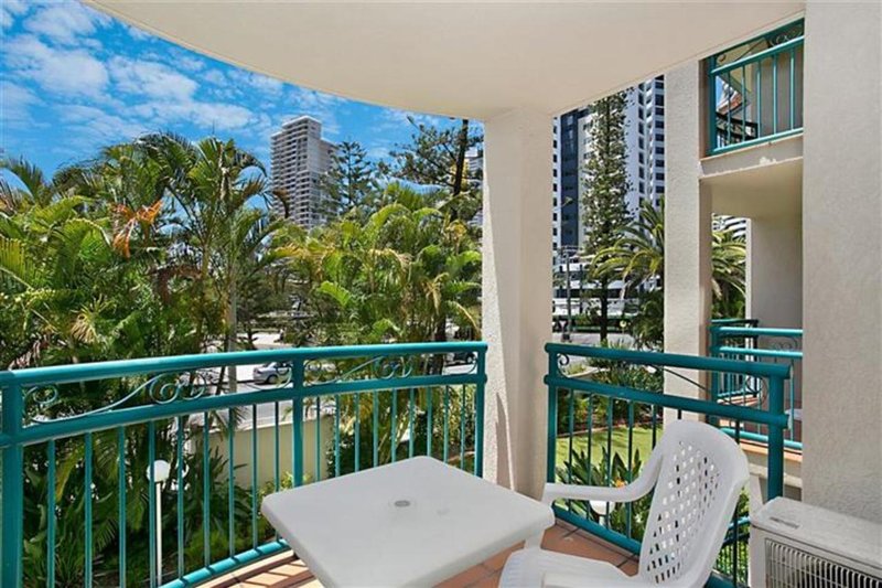 24/112 Surf Parade, Broadbeach QLD 4218