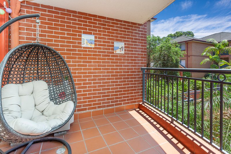 Photo - 24/12-14 Clubb Crescent, Miranda NSW 2228 - Image 2