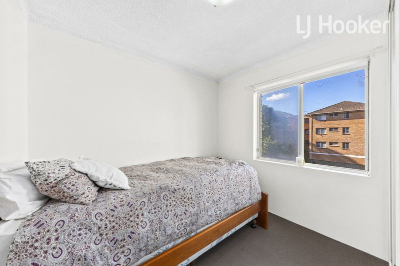 Photo - 24/12 Goulburn St , Warwick Farm NSW 2170 - Image 7