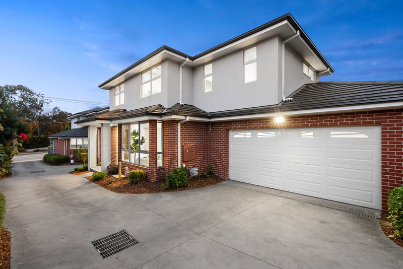 Photo - 2/412 Middleborough Road, Blackburn VIC 3130 - Image