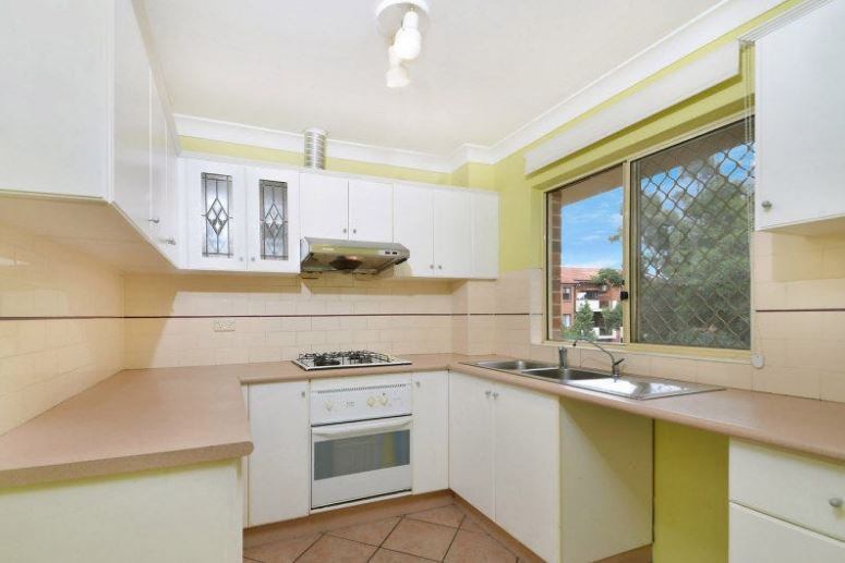 Photo - 24/13-17 Hampden Street, Beverly Hills NSW 2209 - Image 3