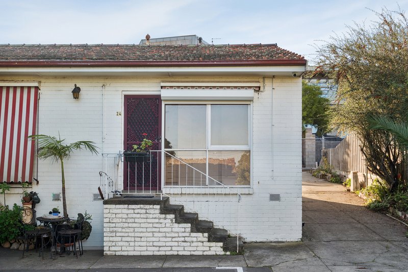 Photo - 24/133 Clarke Street, Northcote VIC 3070 - Image 2