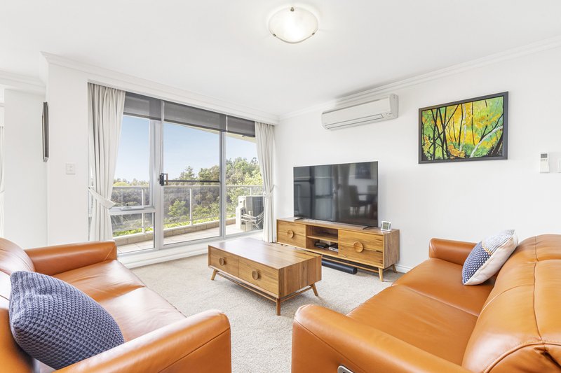 Photo - 24/134 Mounts Bay Road, Perth WA 6000 - Image 4