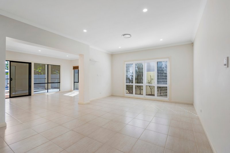 Photo - 24/145 Palm Meadows Drive, Carrara QLD 4211 - Image 5