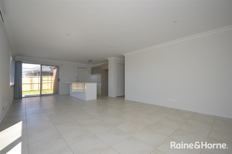 Photo - 24/146 Plunkett Street, Nowra NSW 2541 - Image 2