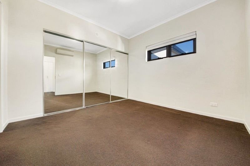 Photo - 241/64 Glenlyon Street, Gladstone Central QLD 4680 - Image 8