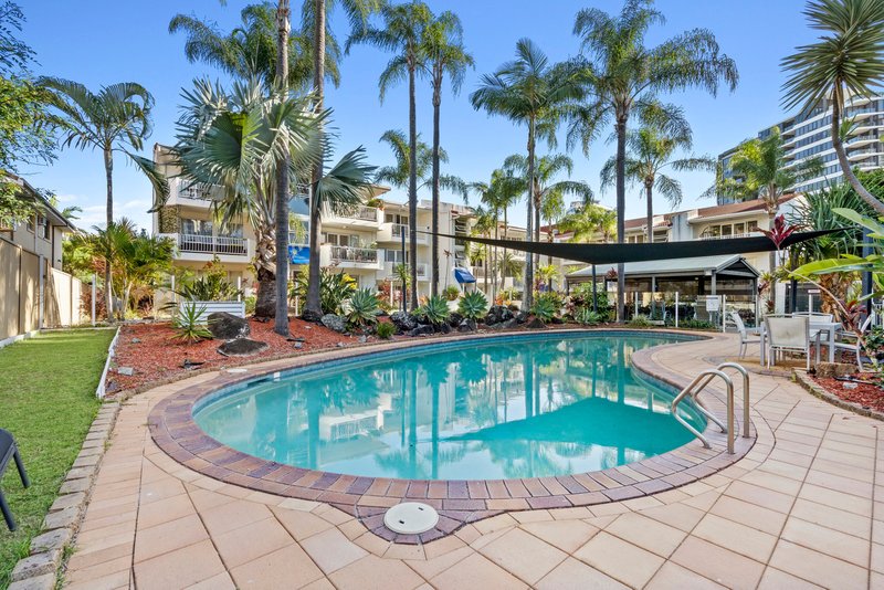 Photo - 24/17 Genoa Street, Surfers Paradise QLD 4217 - Image 11