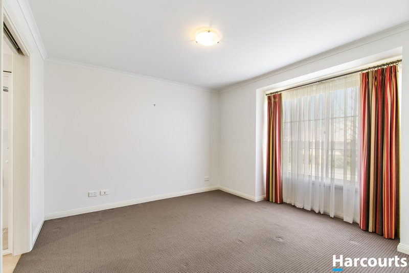 Photo - 24/17 Macdonald Street, Leongatha VIC 3953 - Image 11