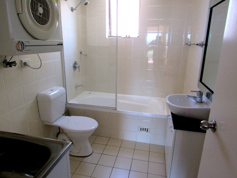 Photo - 24/17 Macmahon Street, Hurstville NSW 2220 - Image 8
