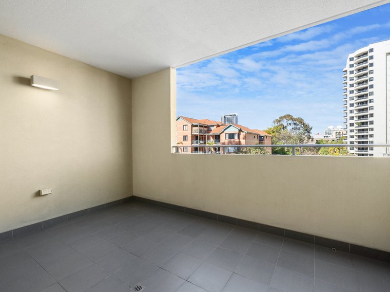 Photo - 24/18 Wellington Street, East Perth WA 6004 - Image 18