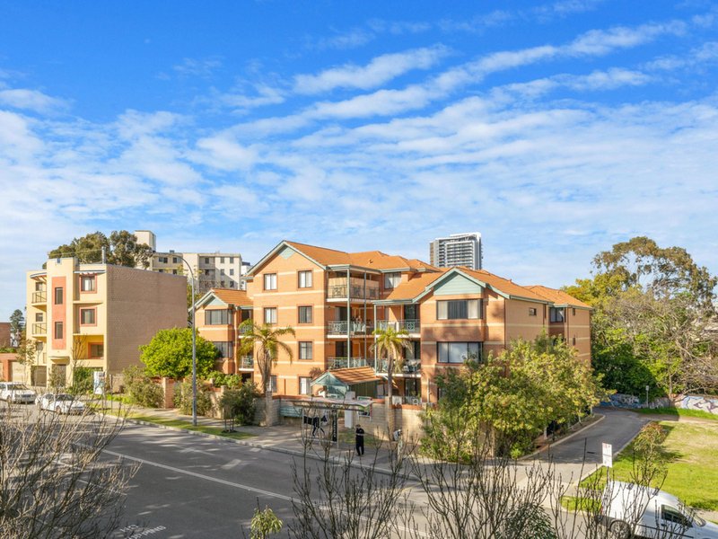 Photo - 24/18 Wellington Street, East Perth WA 6004 - Image 20