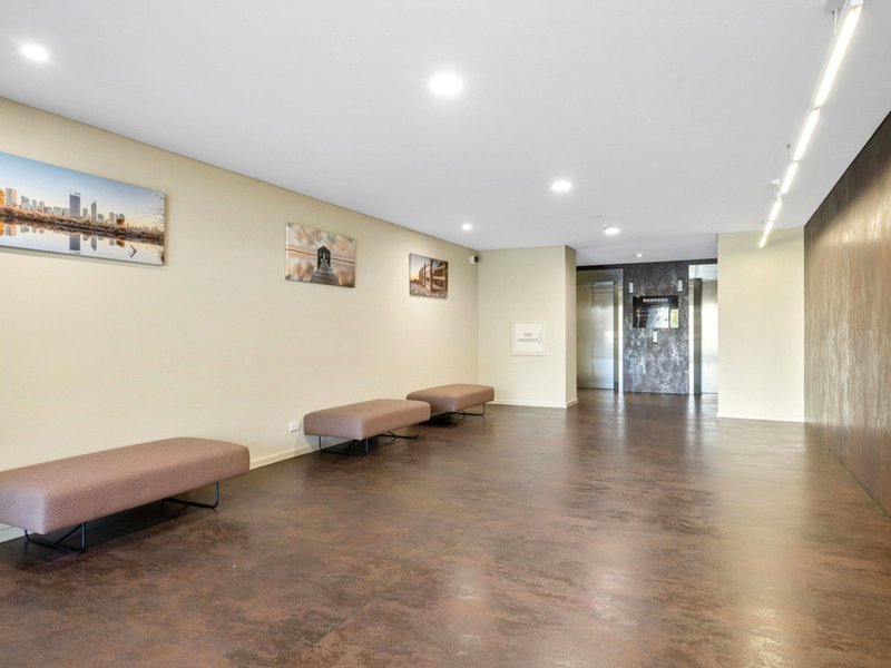 Photo - 24/18 Wellington Street, East Perth WA 6004 - Image 21