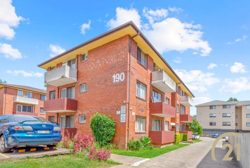 Photo - 24/190 Sandal Crescent, Carramar NSW 2163 - Image 1