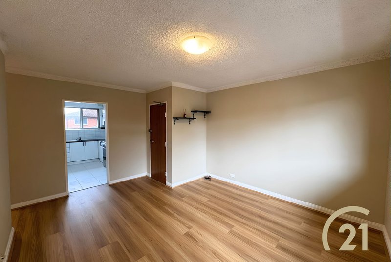 Photo - 24/190 Sandal Crescent, Carramar NSW 2163 - Image 3