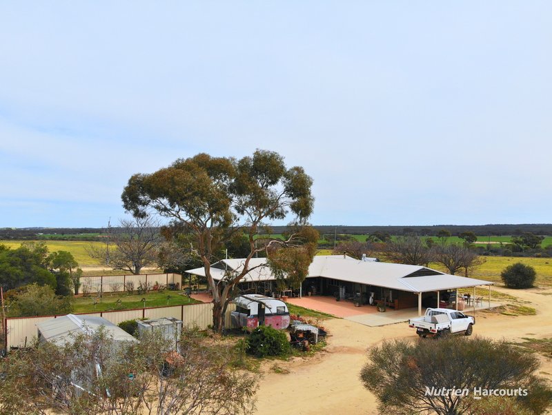 24194 Great Eastern Highway, Merredin WA 6415