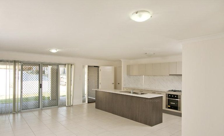 Photo - 24/2-24 Macarthy Road, Marsden QLD 4132 - Image 3